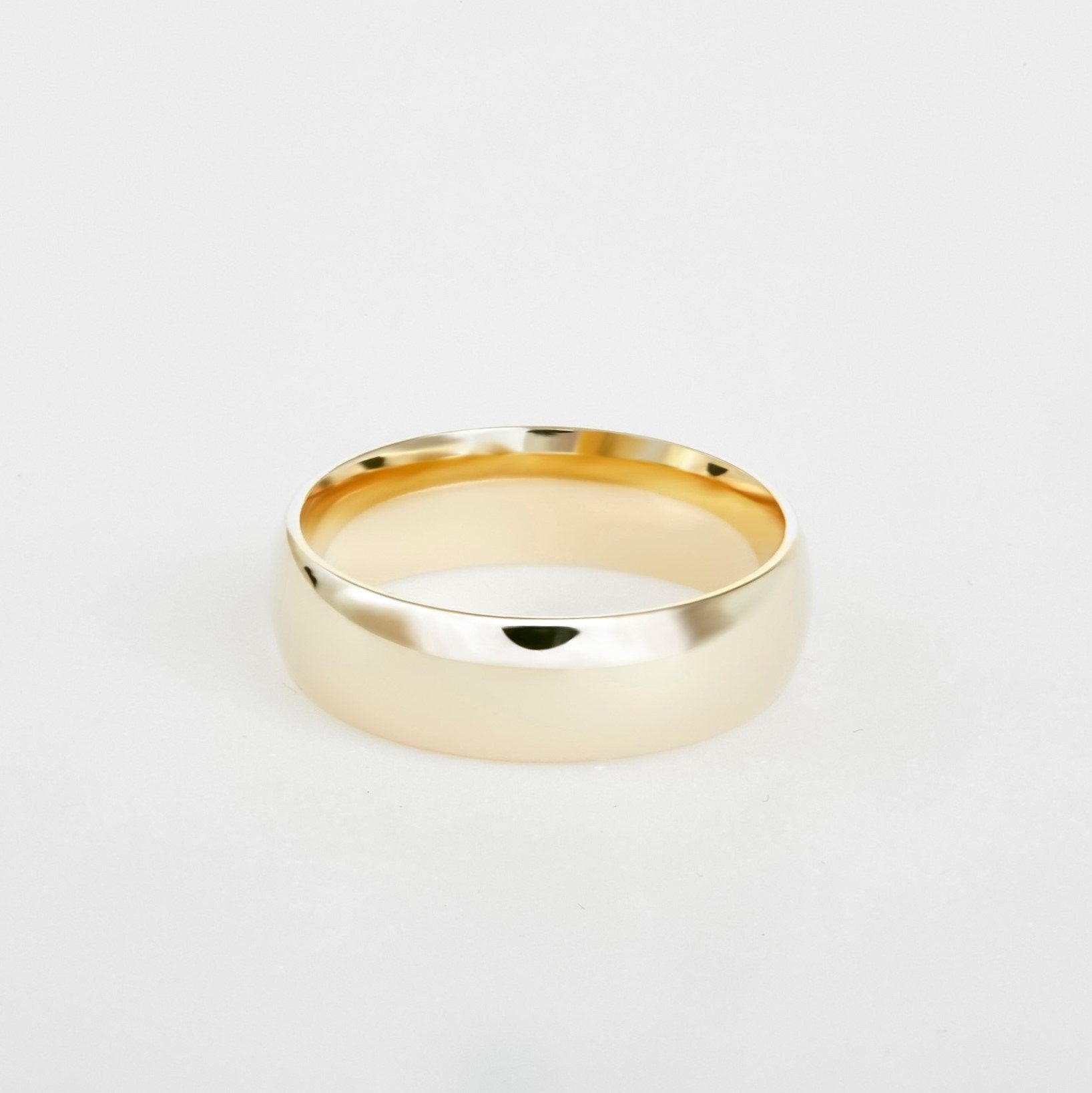 mens yellow gold wedding band in 6mm