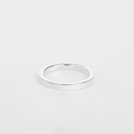 womens flat platinum wedding band